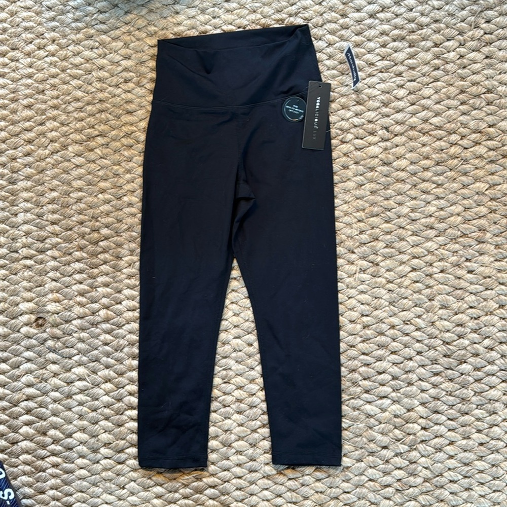 Yoga licious. Yoga pants NWT